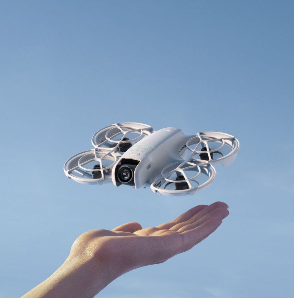 Dron DJI Neo Prawie nowy
