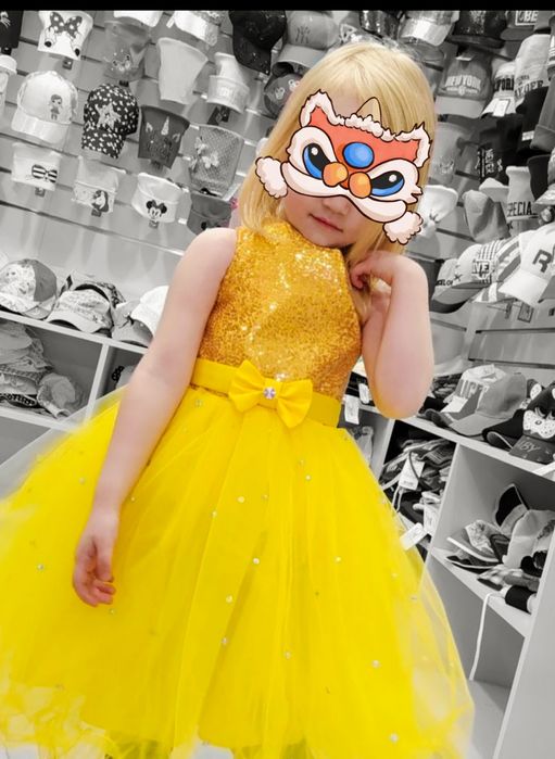 Плаття, сукня святкова для дівчинки 4-6 р. Платье для девочки.