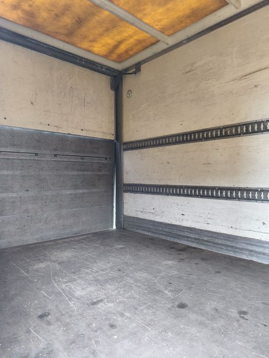 IVECO 35C12 2007r z windą