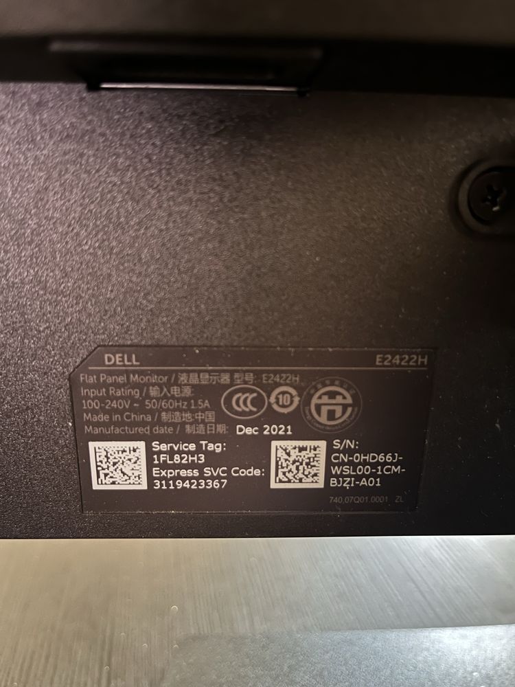 Монітор Dell E2422H та настільні колонки