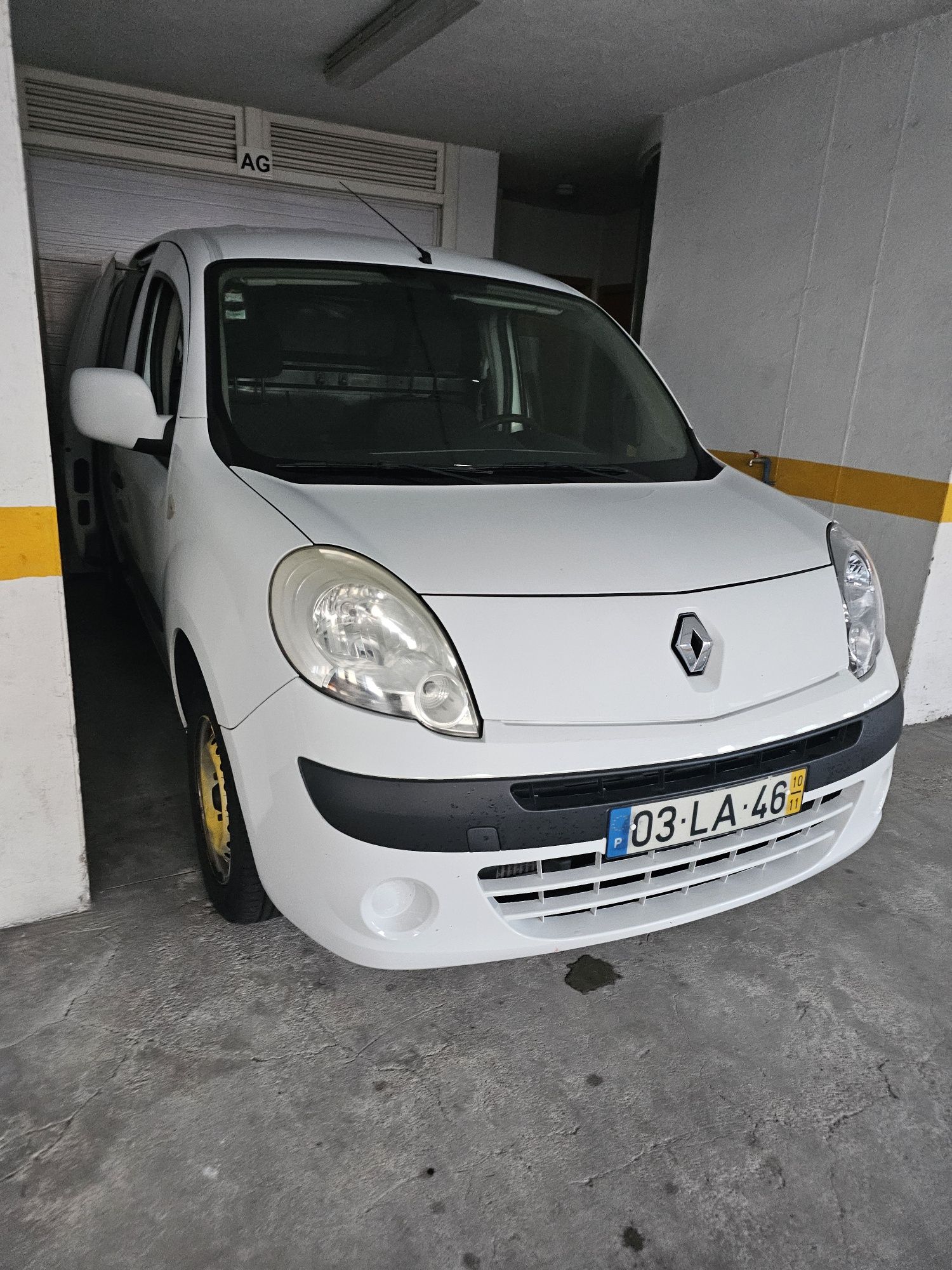 Renault kango 1.5 DCI  70 cavalos 5 Portas Preco Fixo Ano 2010