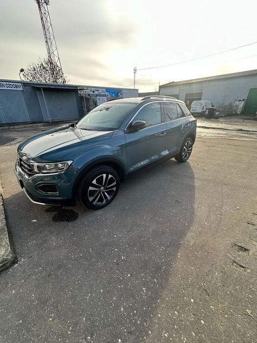 Volkswagen T-Roc Pierwszy właściciel / Polski salon / bezwypadkowy / pakiet IQ.Drive