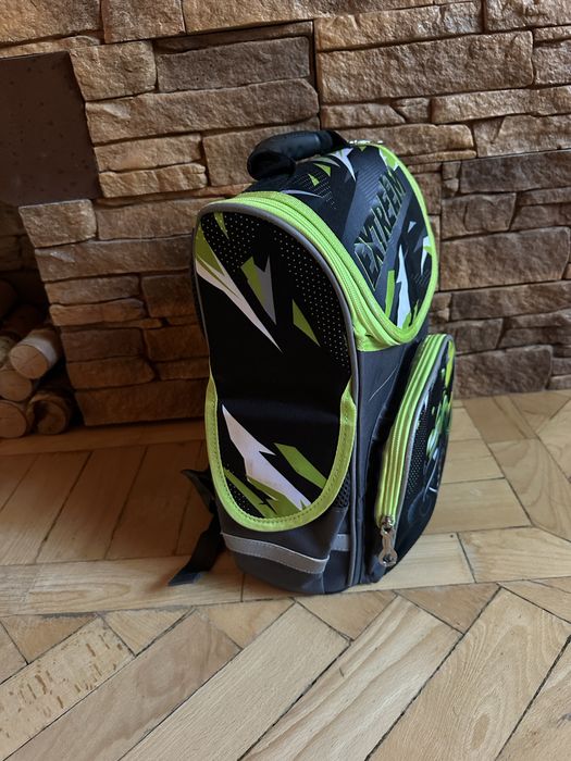 Дитячий портфель