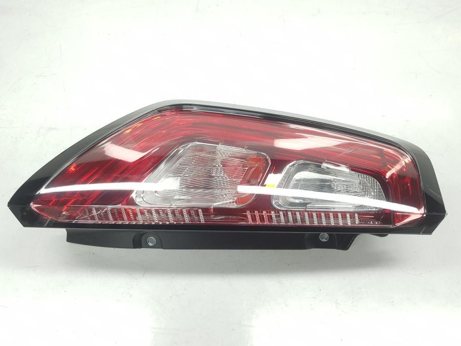 FAROLIM TRASEIRO ESQUERDO FIAT III EVO PUNTO 199