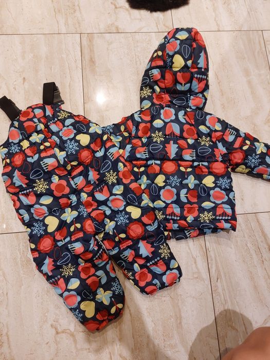 Sprzedam kombinezon zimowy rozmiar 86