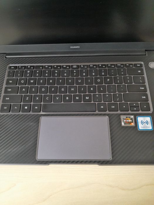 Huawei matebook d15