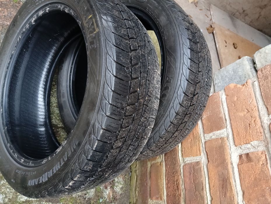 4 opony wielosezonowe 215/50R17