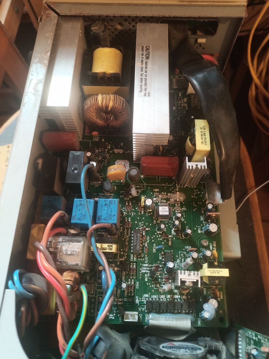 ИБП Eaton 500w на запчасти