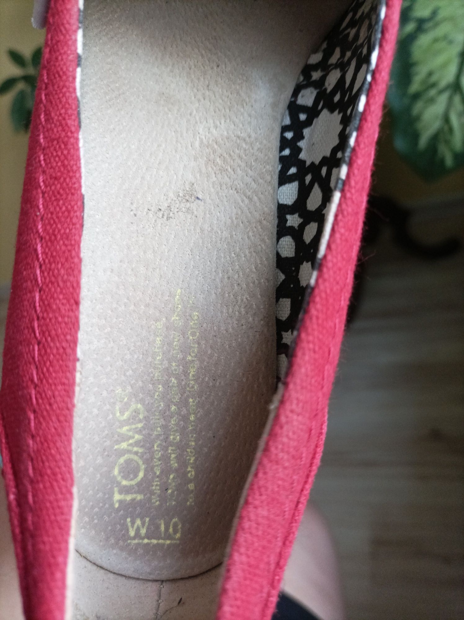 Buty na koturnie r. 10 (41) Toms