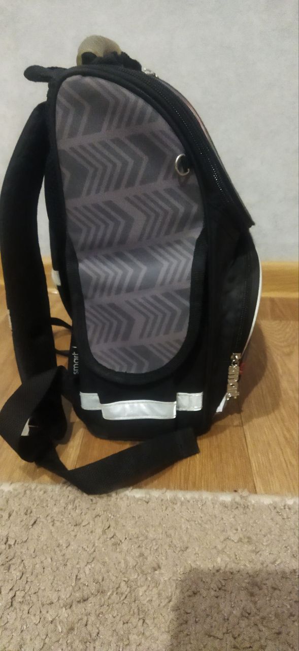 Продам Шкільний портфель