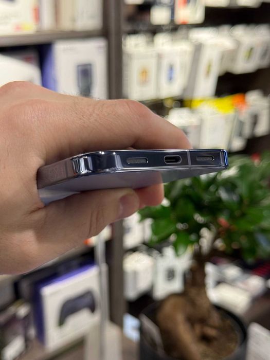 Смартфон Google Pixel 10 Pro XL 16/256GB Moonstone 12циклів заряду