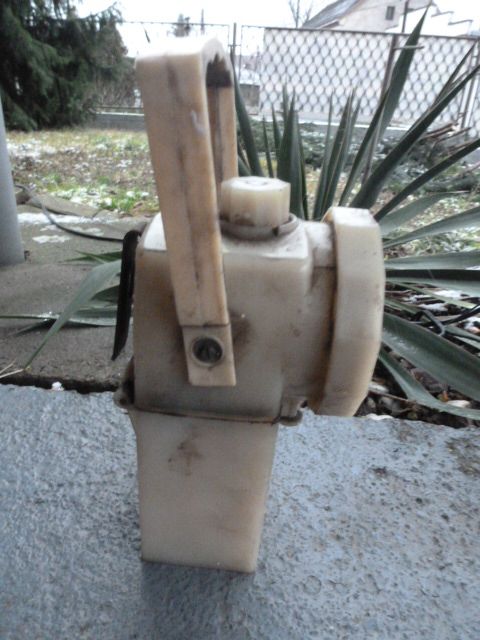 Lampa z PKP na akumulator