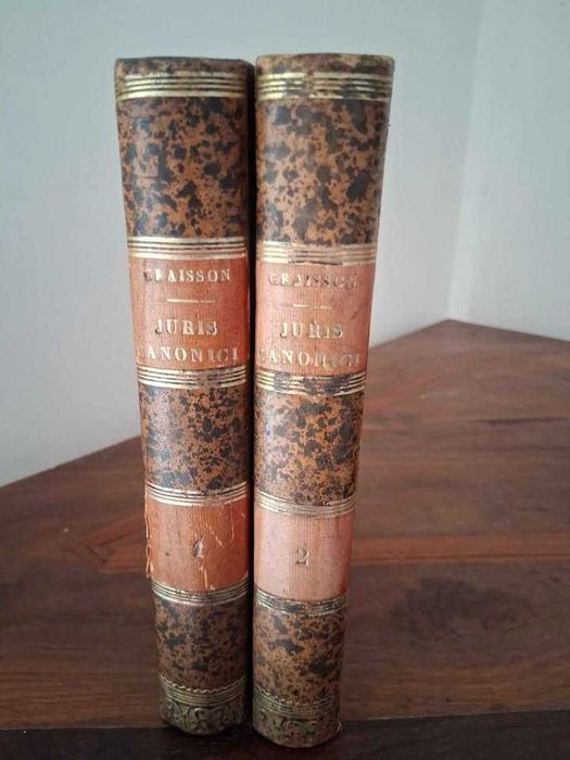 Conjunto de 44 livros de Teologia, Direito Canónico e Parenética