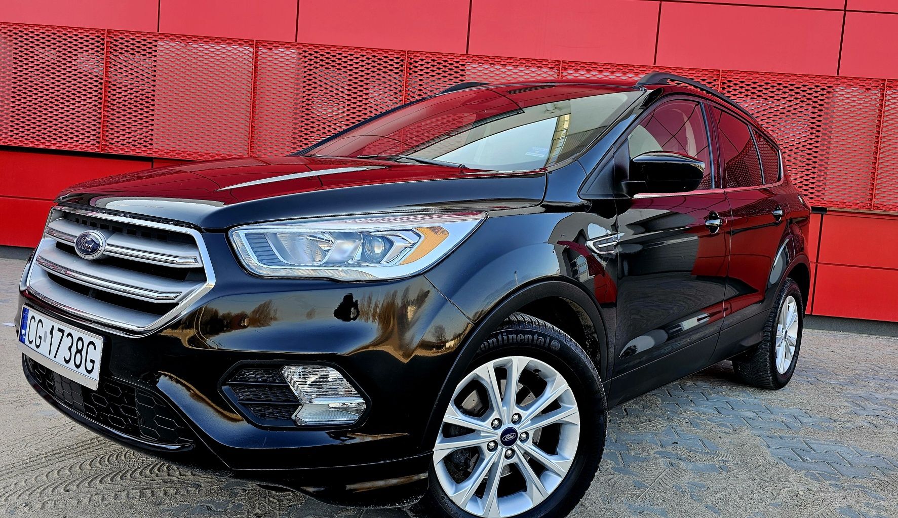Ford Kuga 1.5 Benzyna 2018 rok Bogata wersja *RATY*