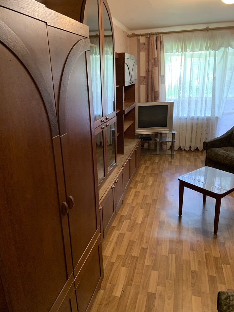 Продам трехкомнатную квартиру