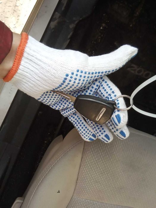 Chrysler 200 LX 2013