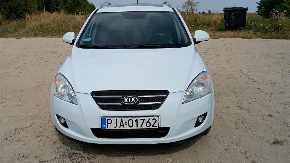 Samochód osobowy Kia Cee'd