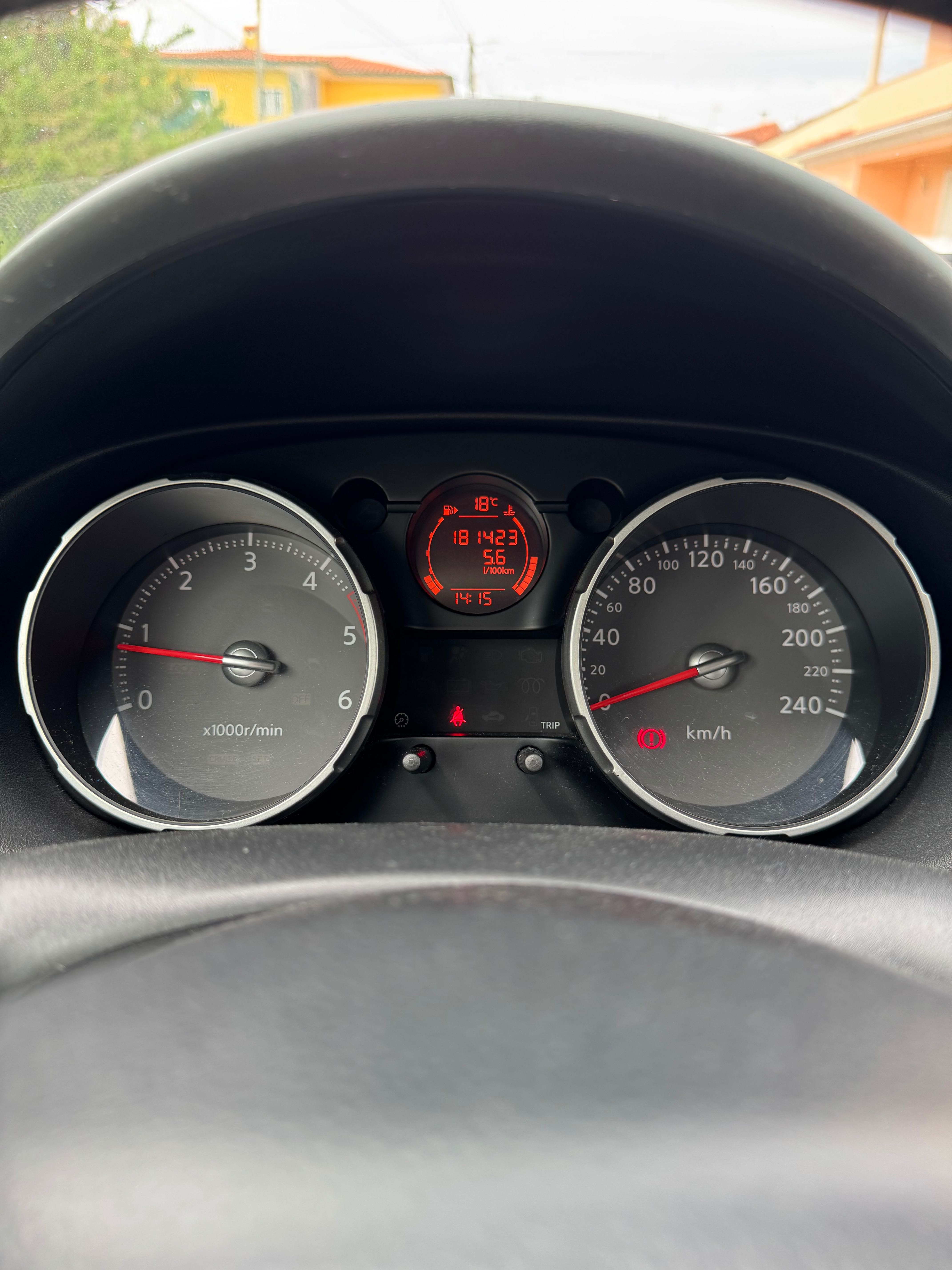 Nissan Qashqai J10