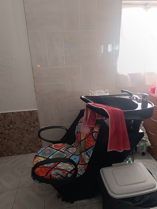 Salão de cabeleireiro+ + +