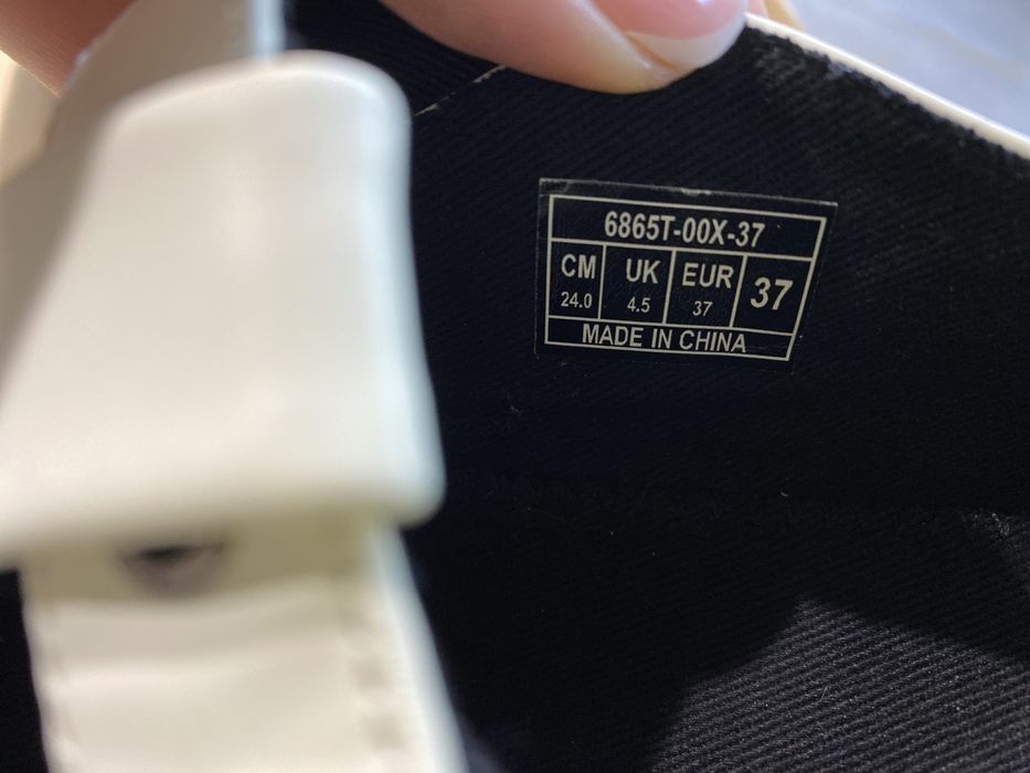 Лофери з пряжкою