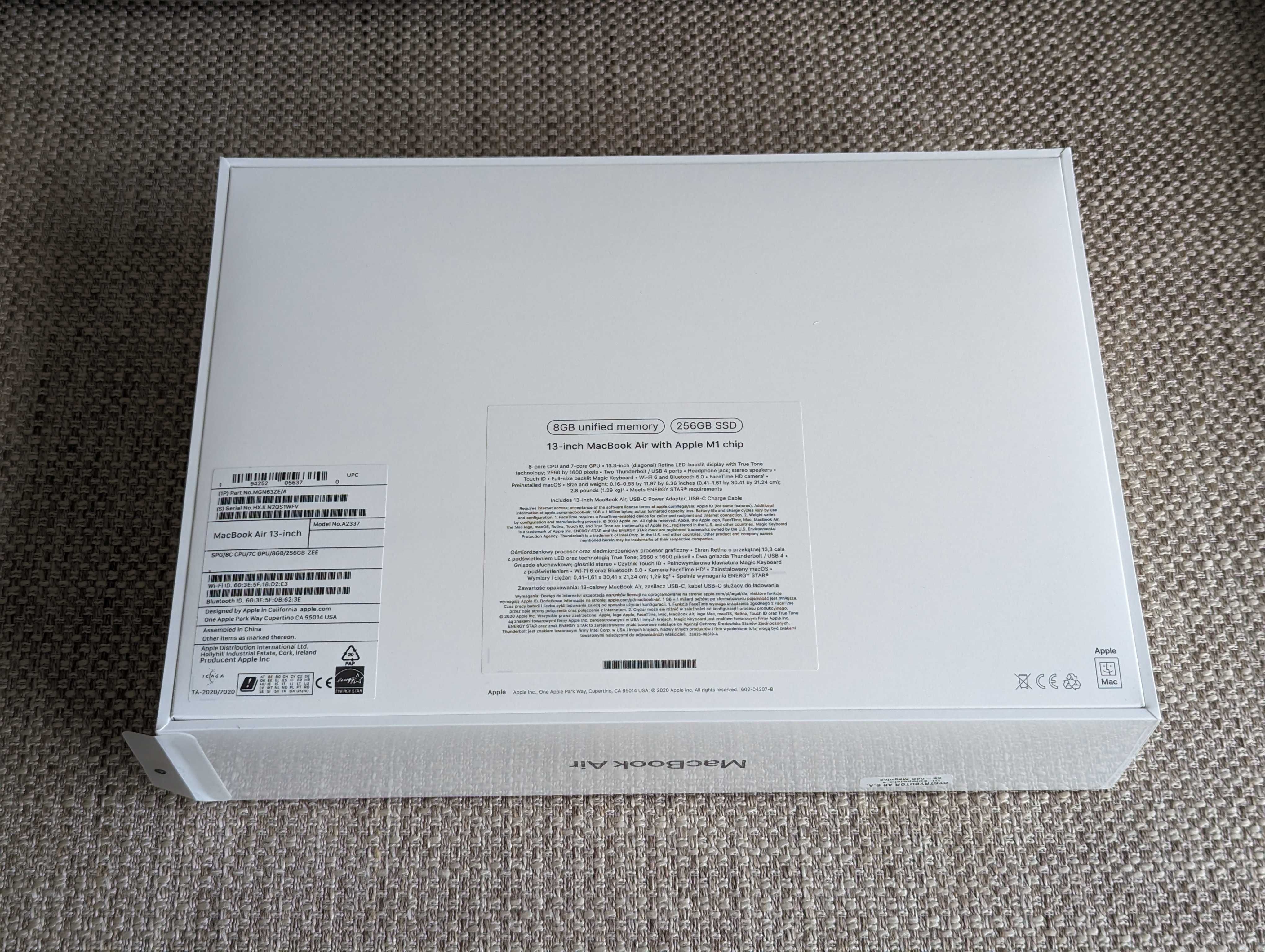 Apple MacBook Air M1/8GB/256GB SSD/GPU M1, 7 rdzeni - nowy - okazja!