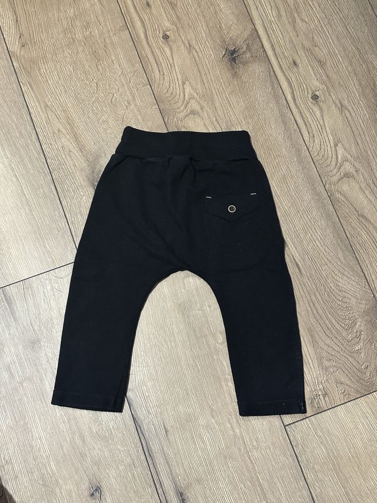Czarne spodnie legginsy Mrofi