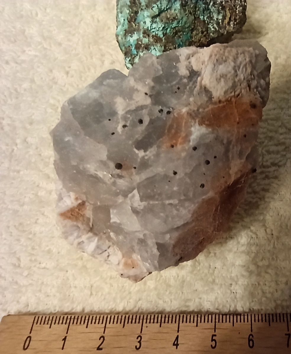 Minerały: chryzokola, fluoryty z kopalni Santa Clara. Zestaw