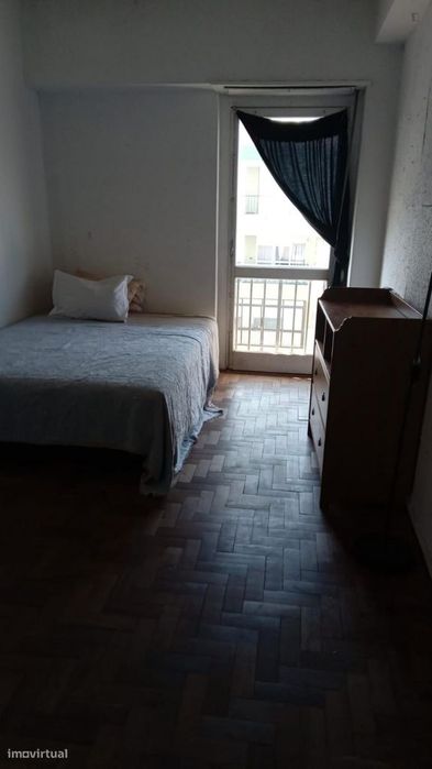 802334 - Quarto agradável em Alfragide