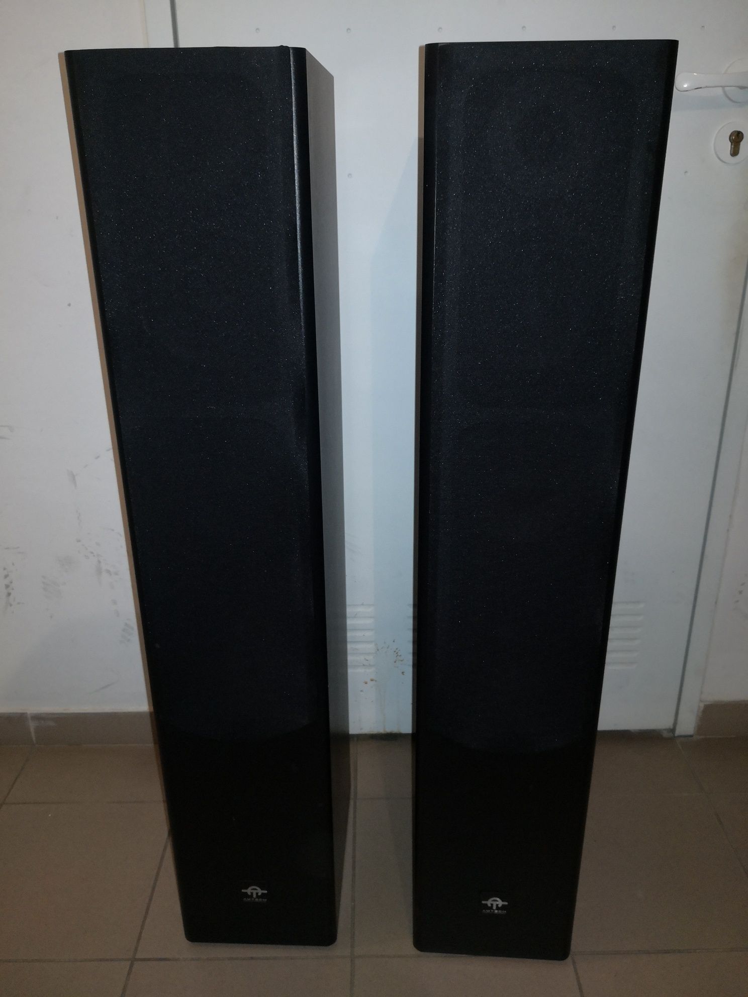 Zestaw głośników i subwoofer