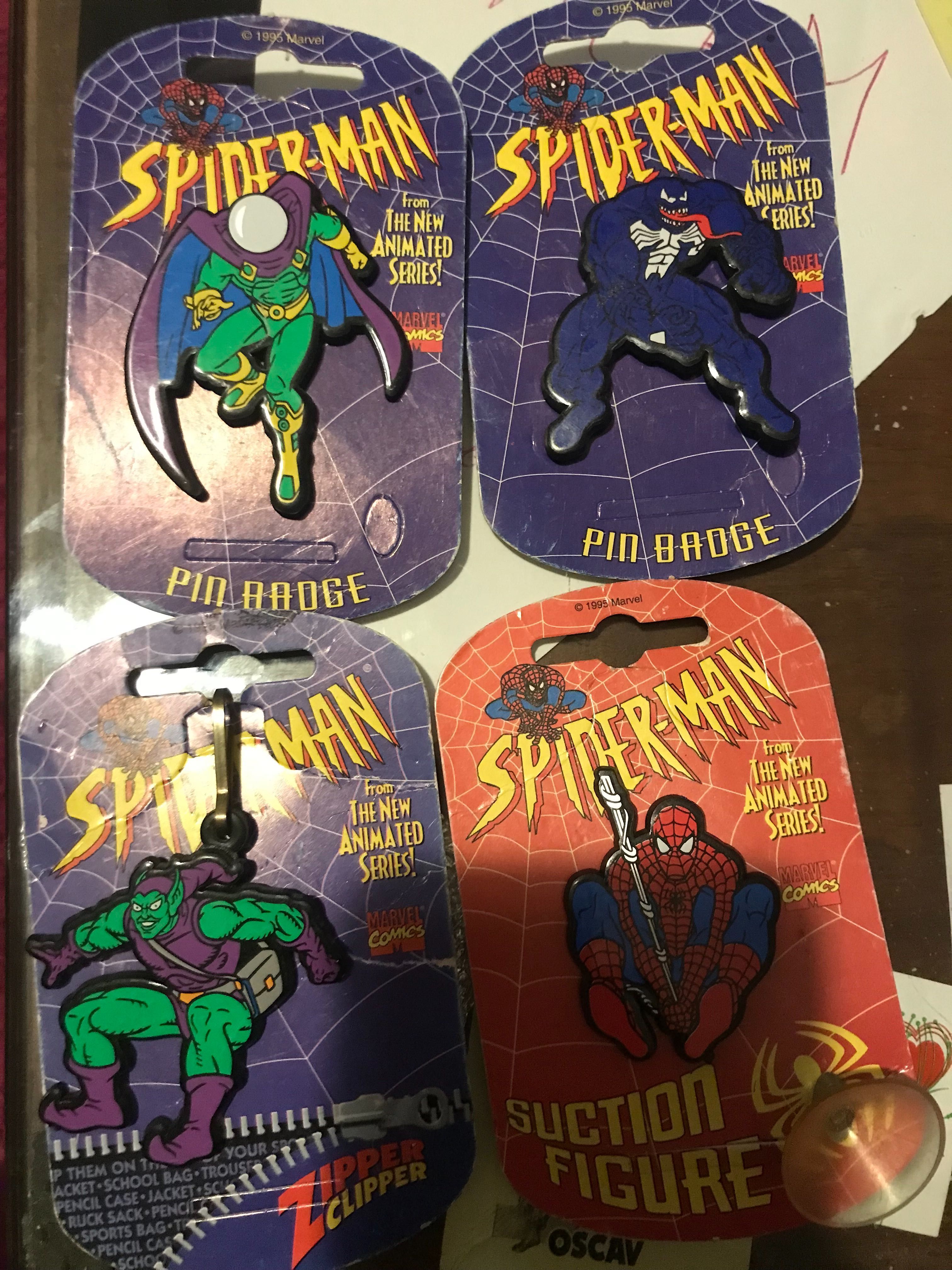 Pin’s e outros antigos Spider Man Marvel de coleção