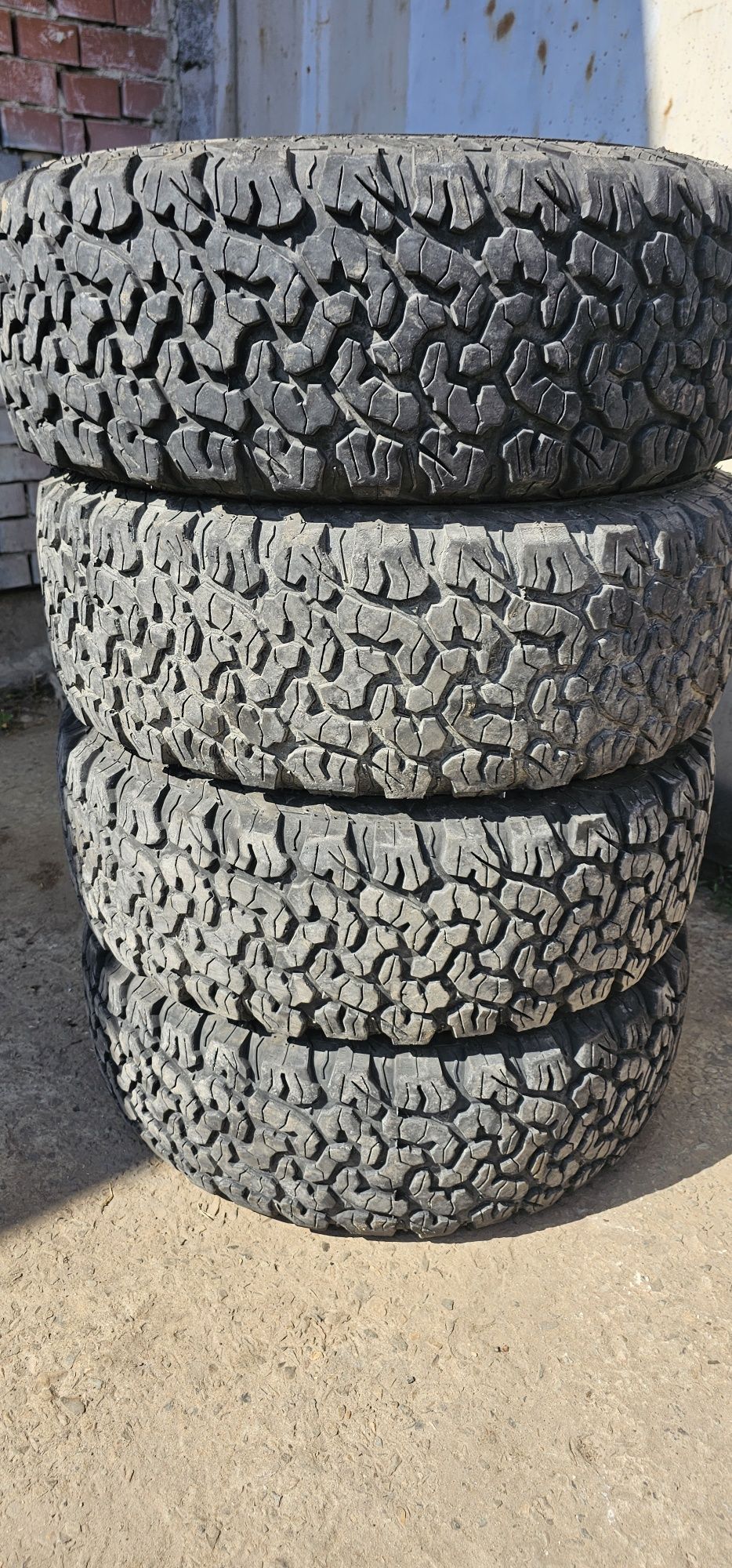 Шини 245/70 r16 A/T