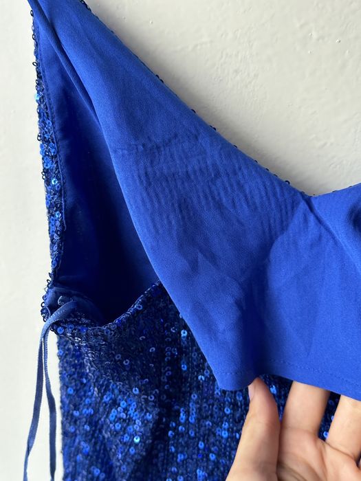 Новий топ з паєтками від River Island