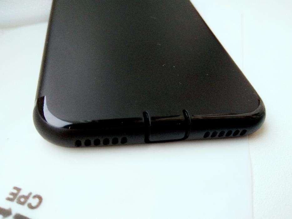 Силиконовий чохол накладка на Iphone 7 Распродаж