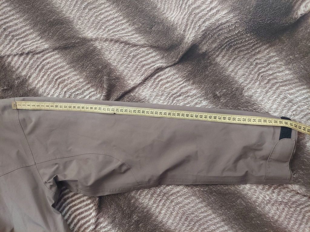 Куртка мисливська трекінгова фірми salewa gore tex оригінал 

Розір по