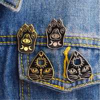 Значки-пины эмалевые в готическом стиле Enamel Witch pin