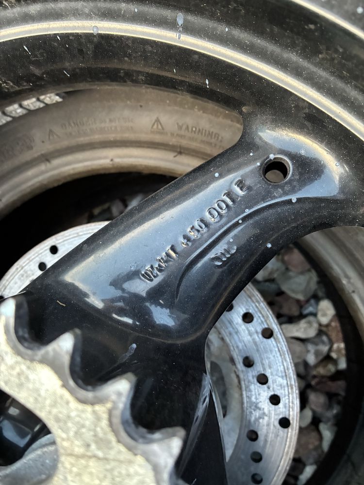Felga kolo tyl ducati monster 696 620 opona komplet