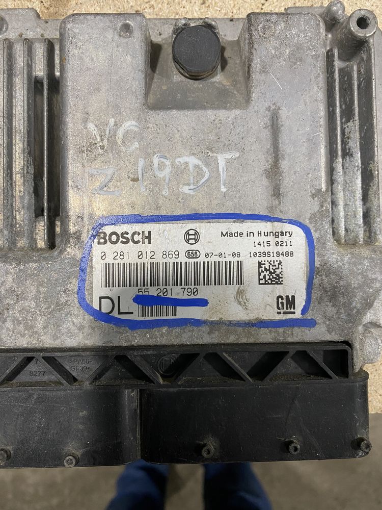 Блок управления двигателем Opel Vectra C Z19DT