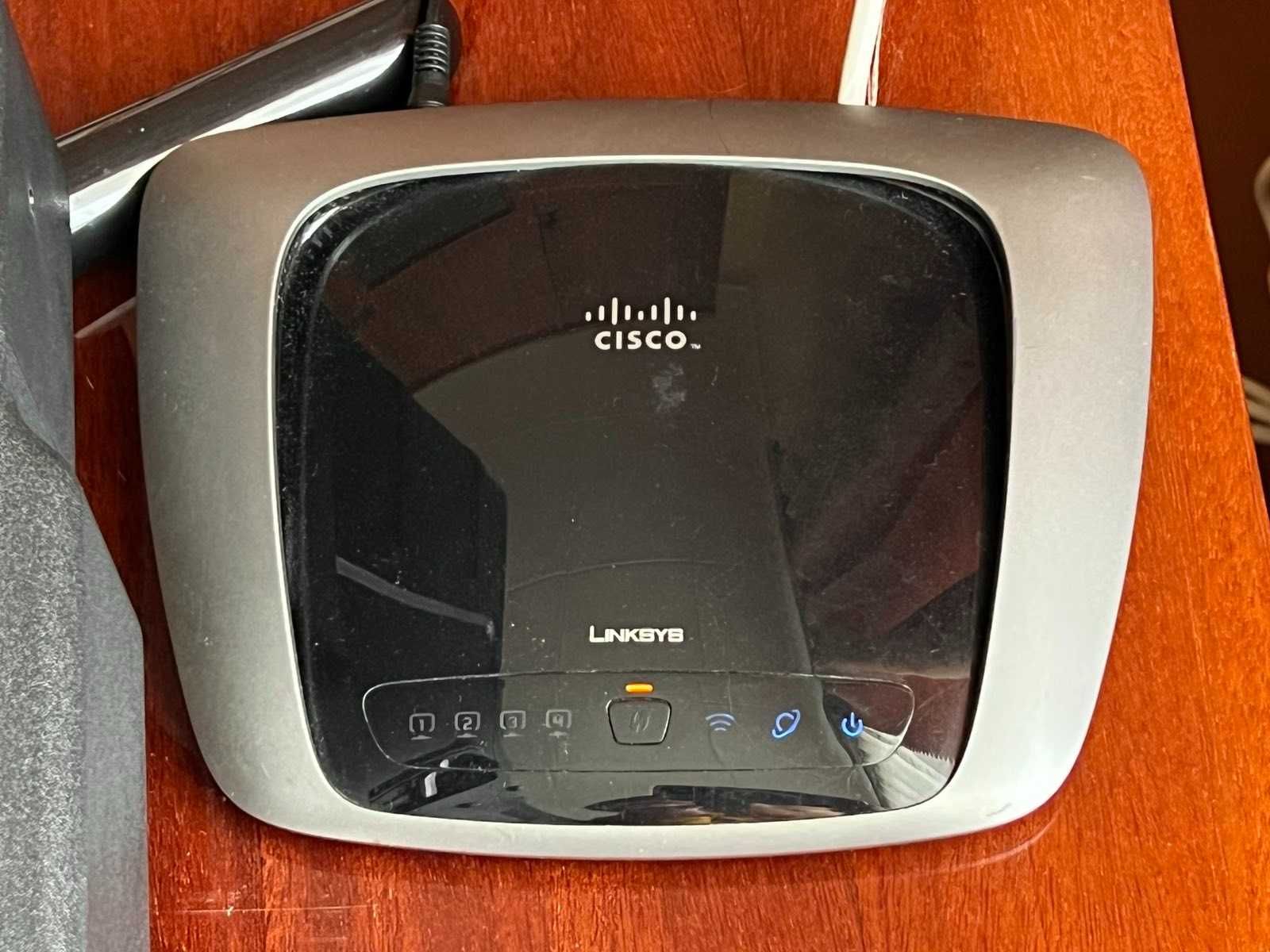 роутер Linksys WRT320N