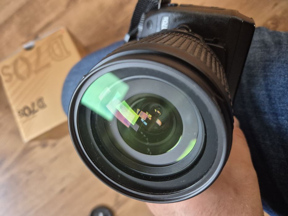 Nikon D70s obiektyw DX Nikkor 18-105 mm