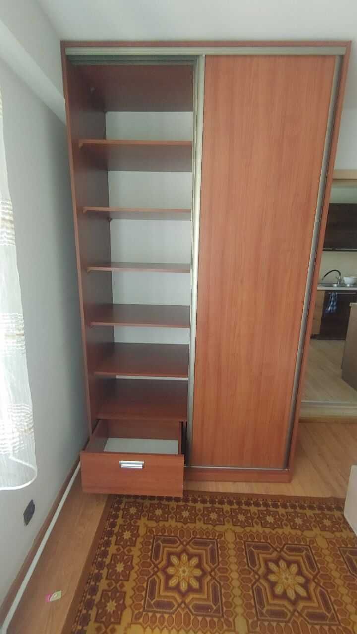 Szafa przesuwna, 135 jak nowa, póki, wieszaki, szuflady