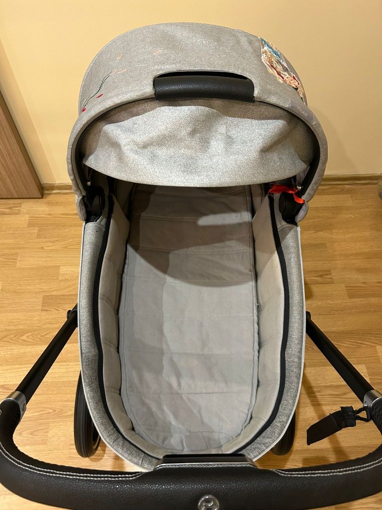 CYBEX Priam 4.0 KOI Crystal  2w1