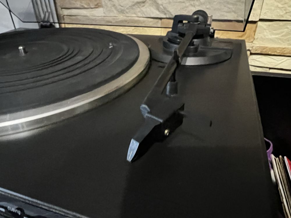 Gramofon Technics SL-DD20
