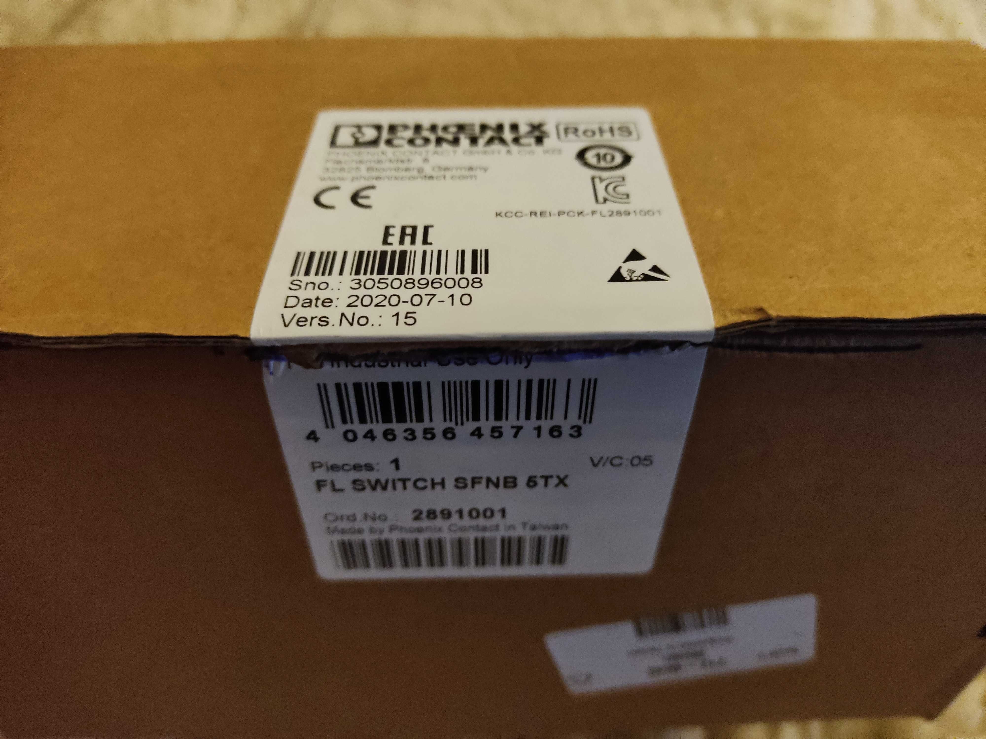 Switch przemysłowy Ethernet Phoenix Contact FL SWITCH SFNB 5TX
