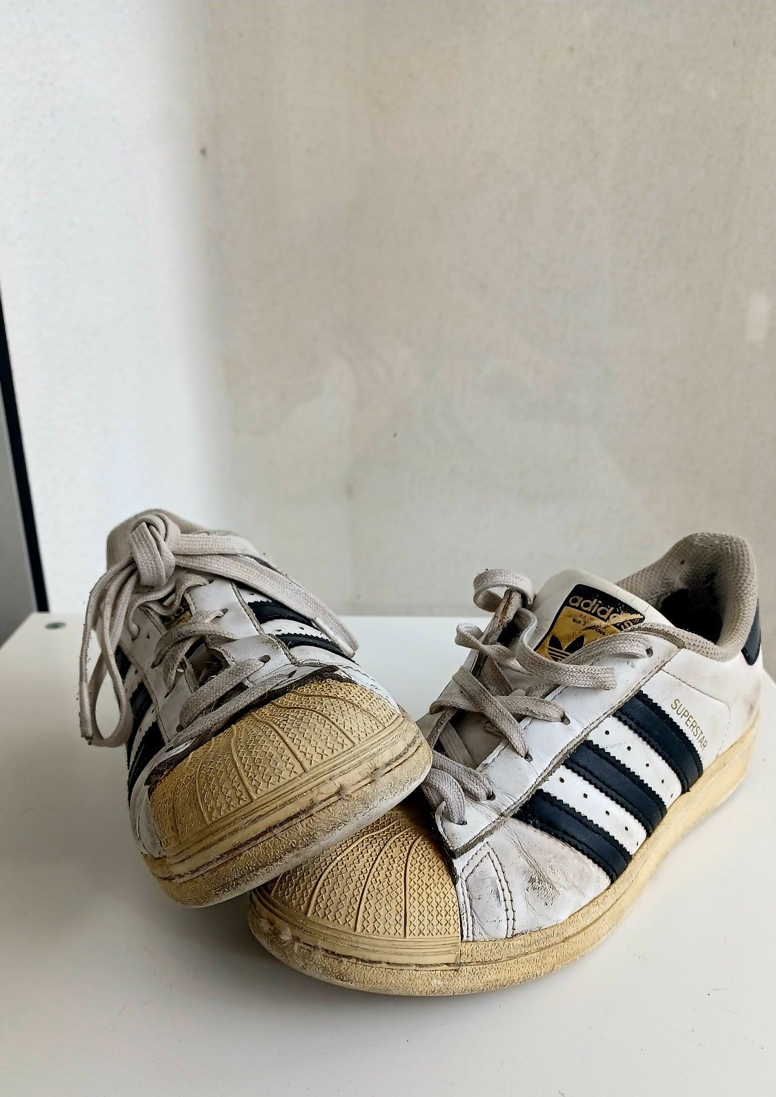 Ténis sapatilhas Adidas Superstar