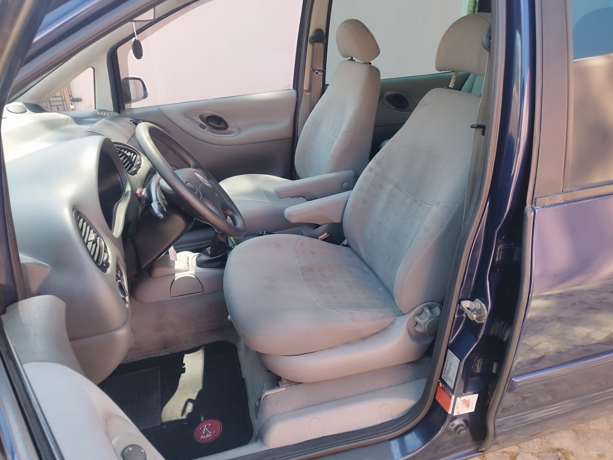 VW Sharan 1.9 TDI 110cv 7 Lugares 206 mil kms