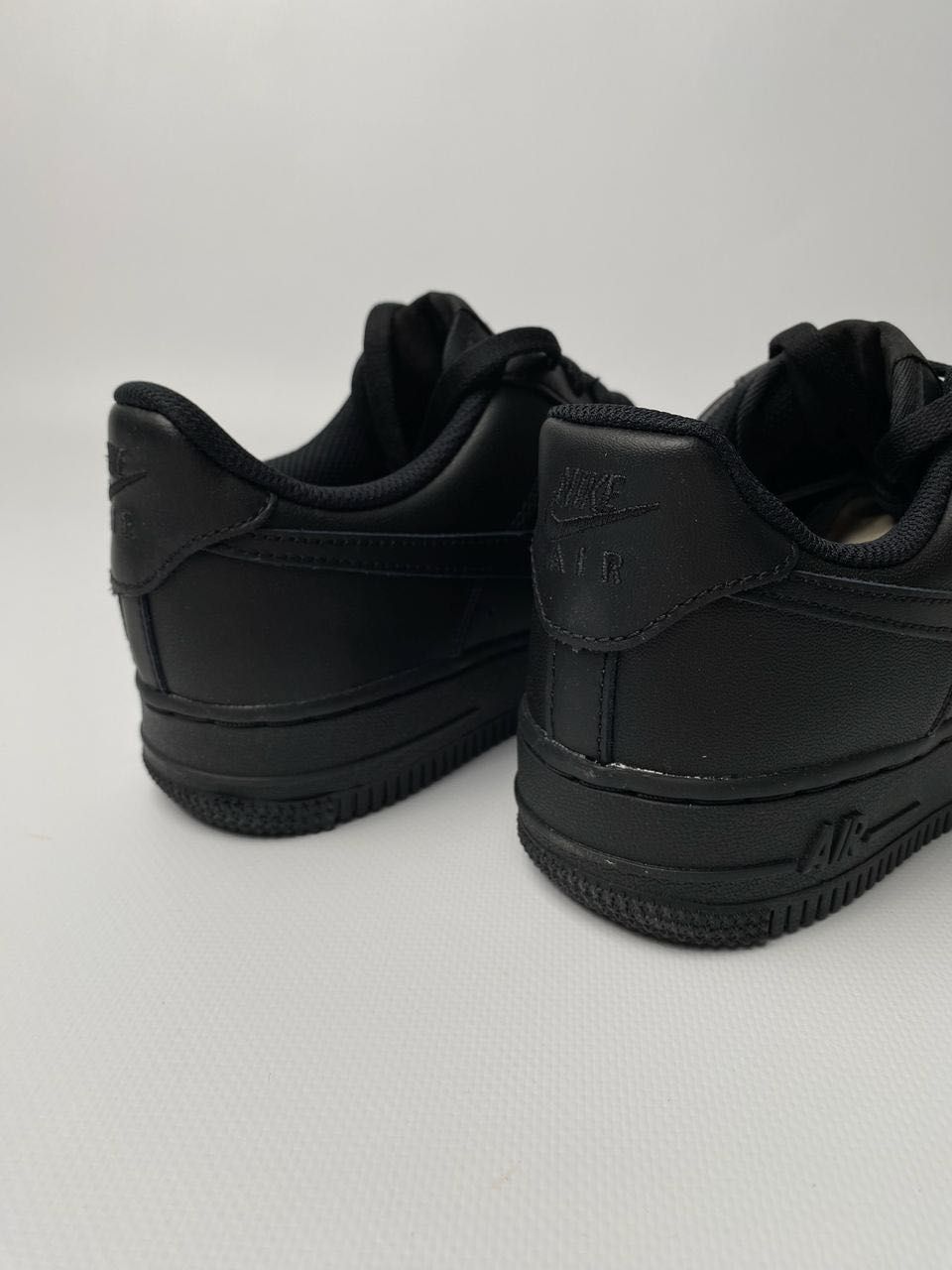 Кросівки жіночі Nike Air Force 1 '07, найк