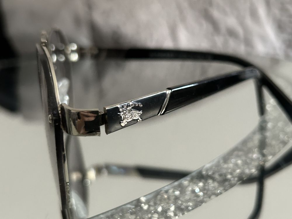 Sliczne okulary Burberry