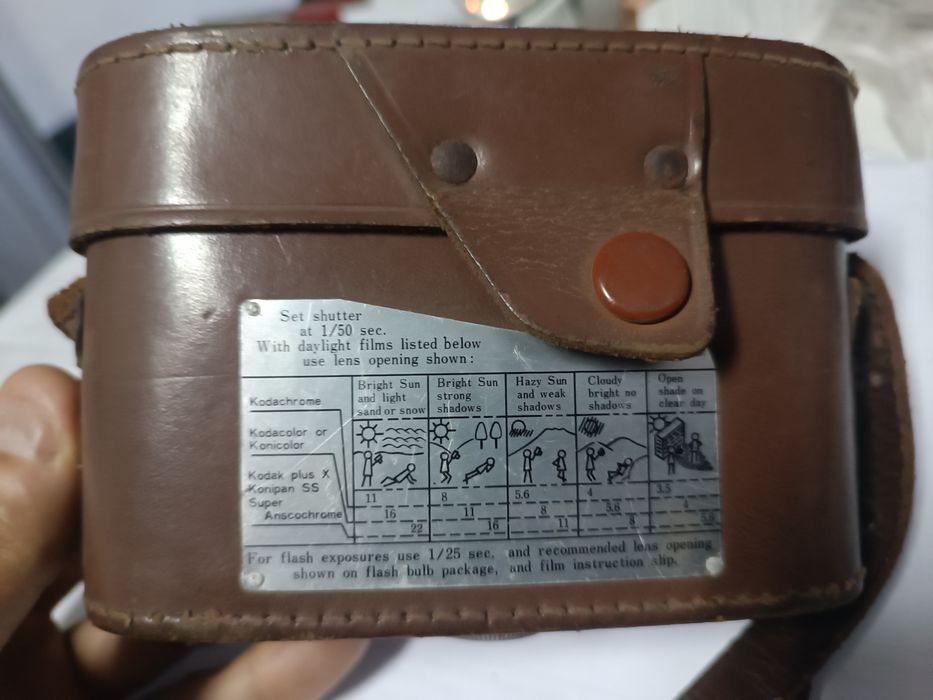 Máquina fotográfica Konica Snap