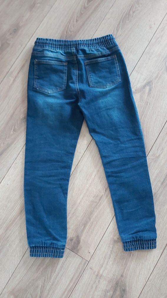 Jeansy dla chlopca r.128