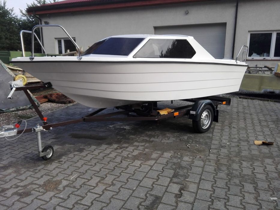 Łódź wędkarska 480